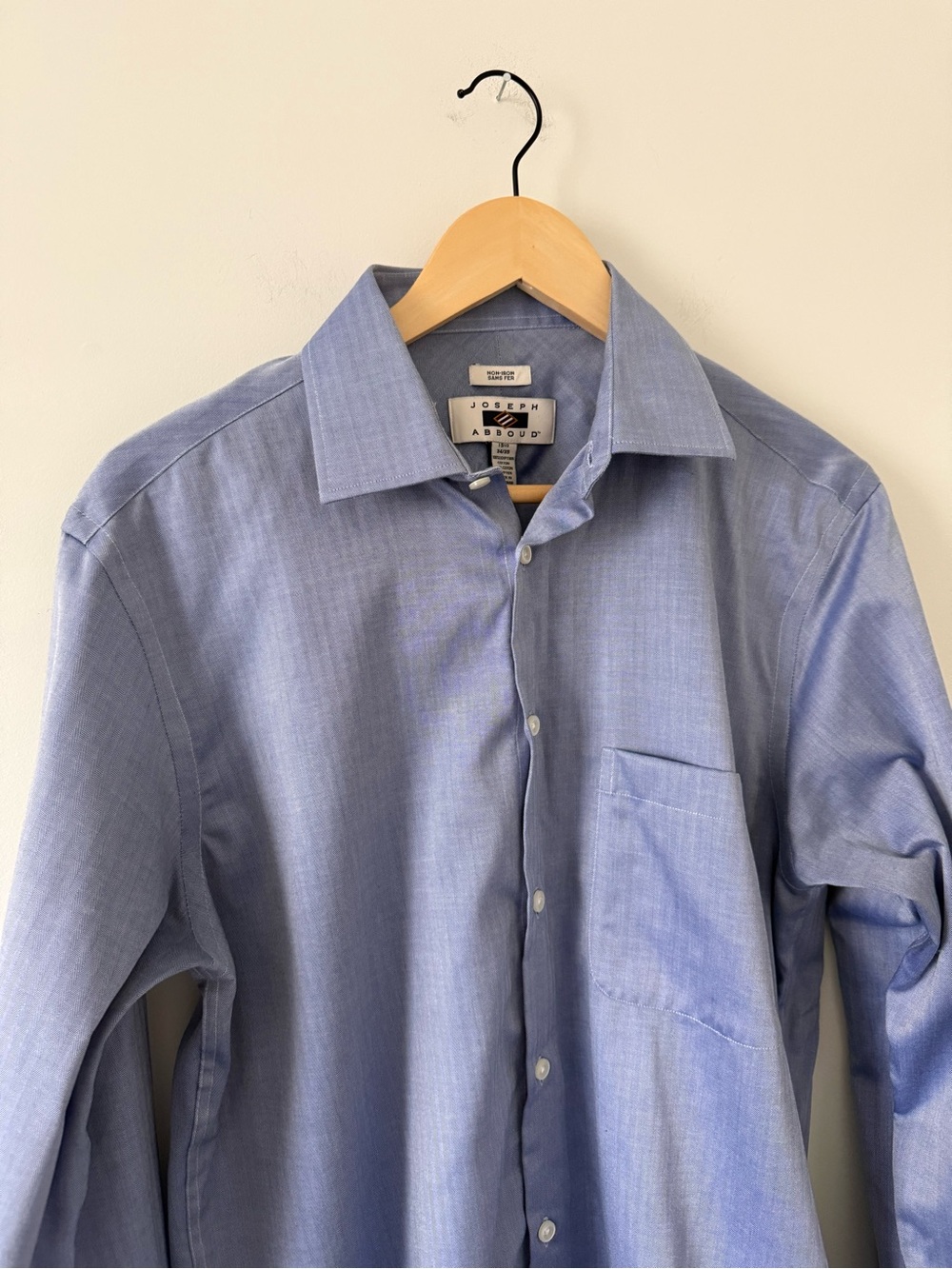 Joseph Abboud 100% Egyptian Cotton Light Blue Long-Sleeve Dress Shirt - Picture 2 of 4